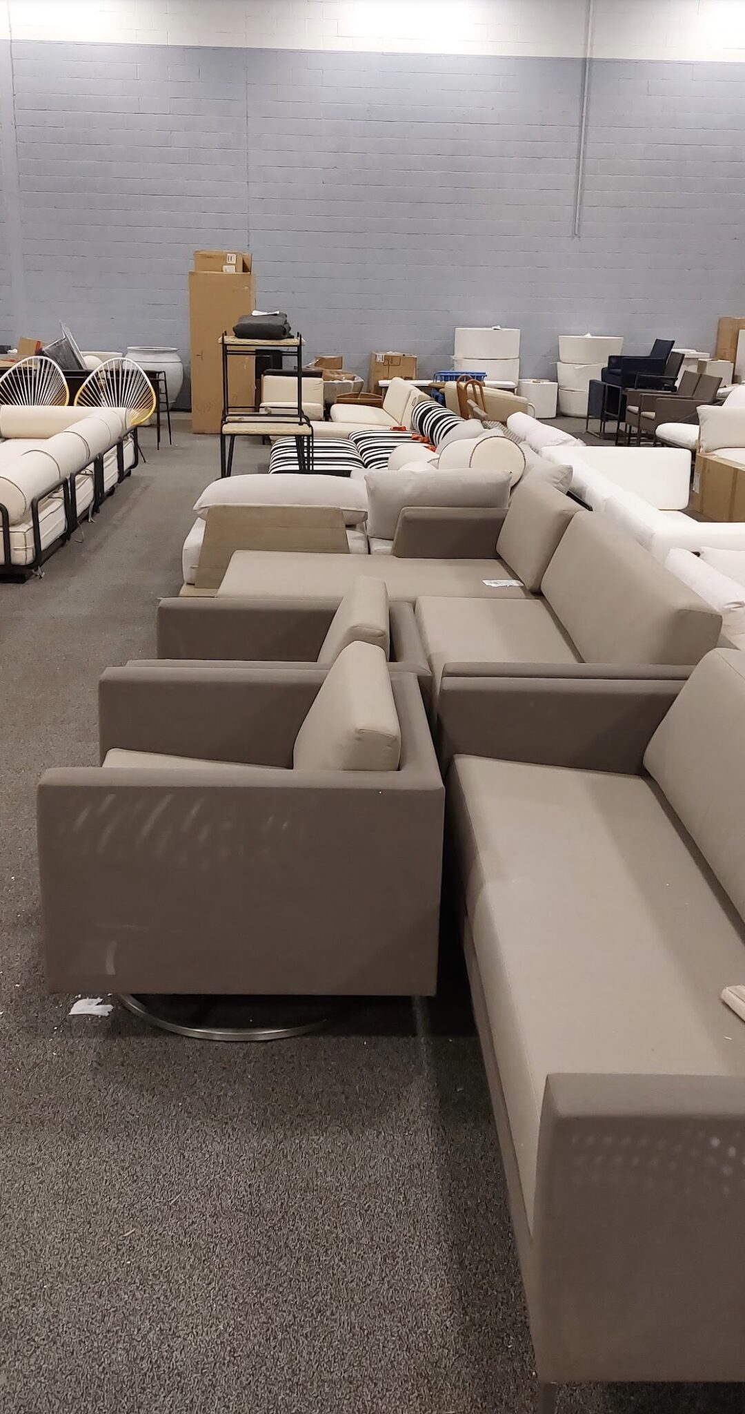 Crate And Barrel Outlet El Segundo